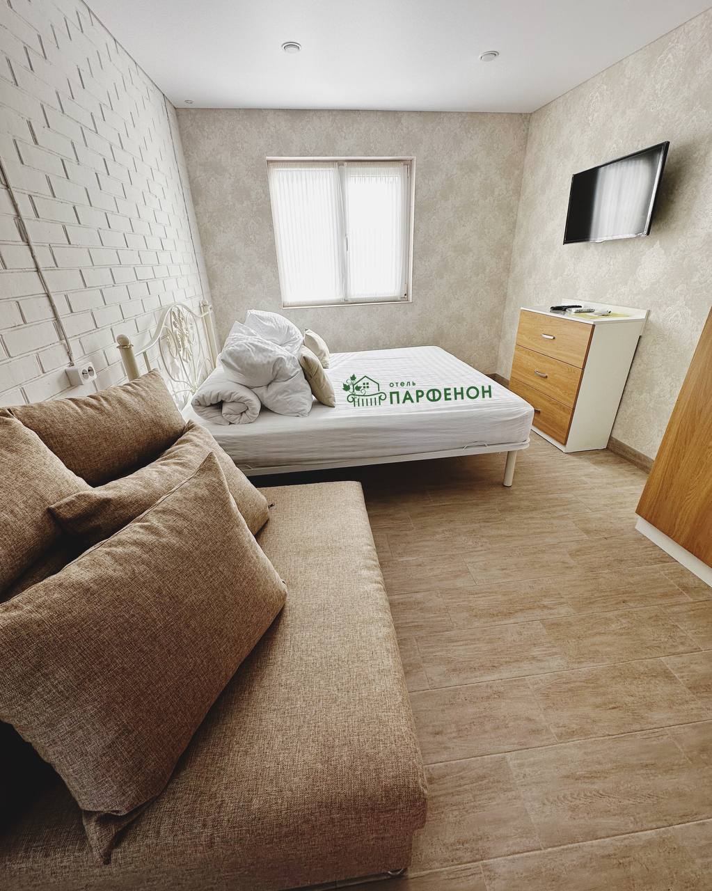 Фото отеля 2