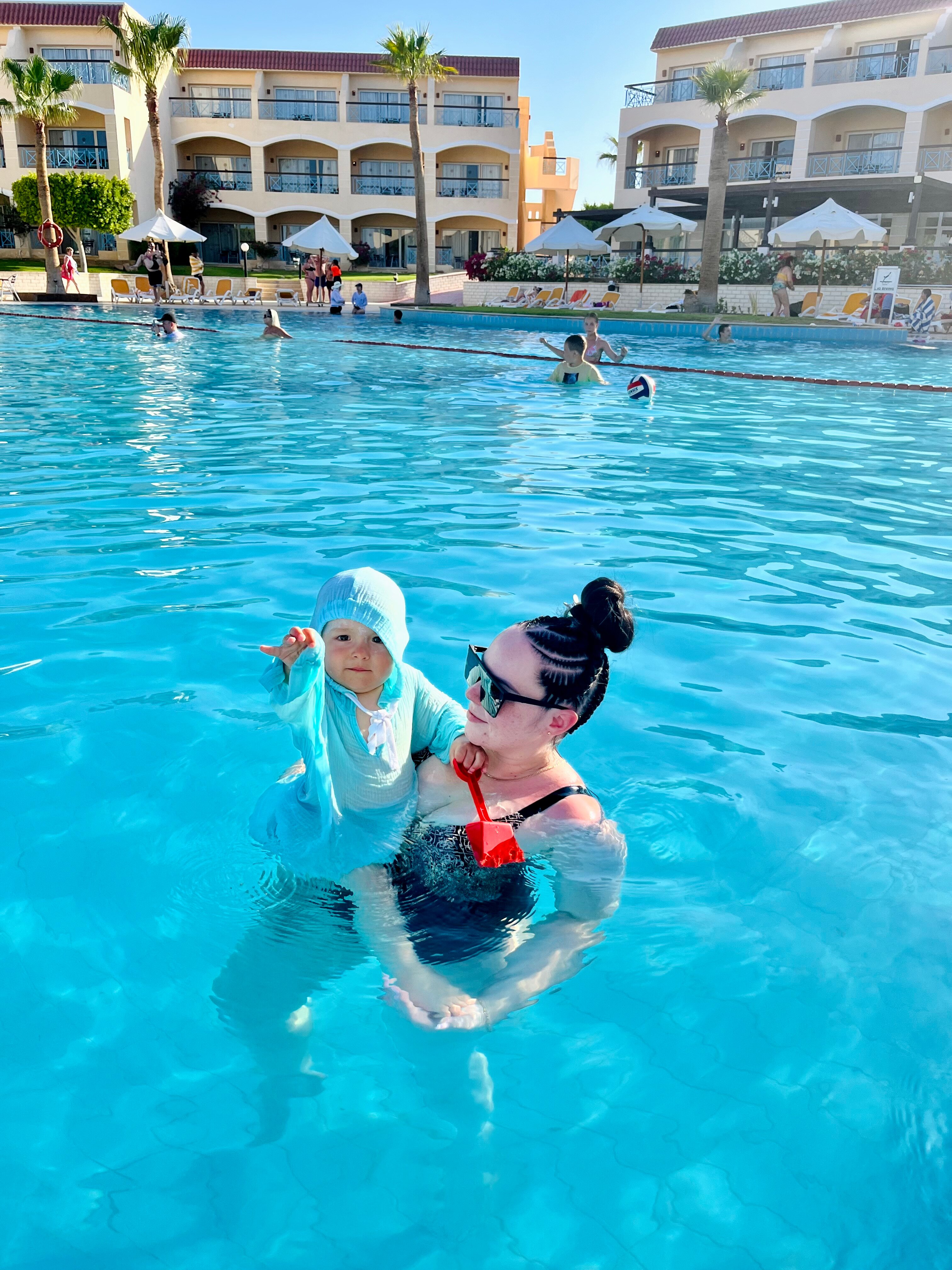 Фото Ivy Cyrene Island Aqua Park Resort