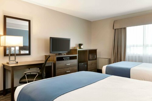 Гостиница Travelodge Suites New Glasgow