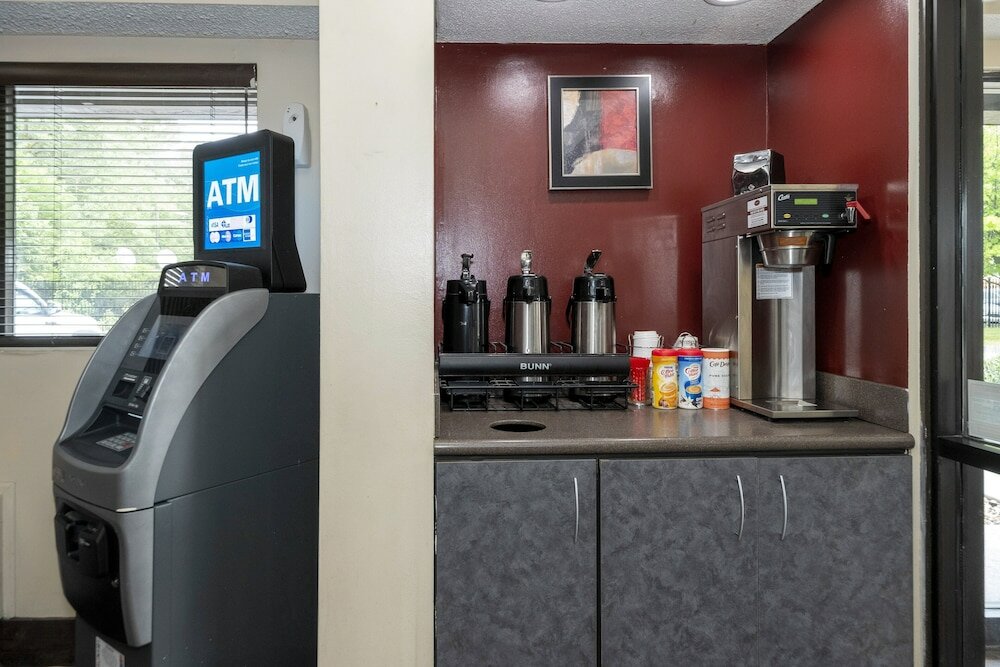 Фото Red Roof Inn Chicago - Lansing