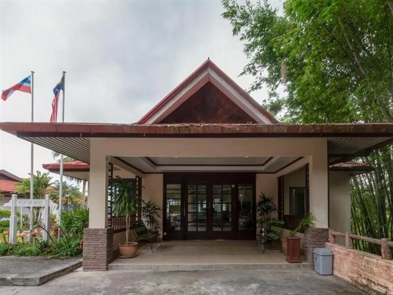 Фото Super Oyo 89300 Zen Garden Resort