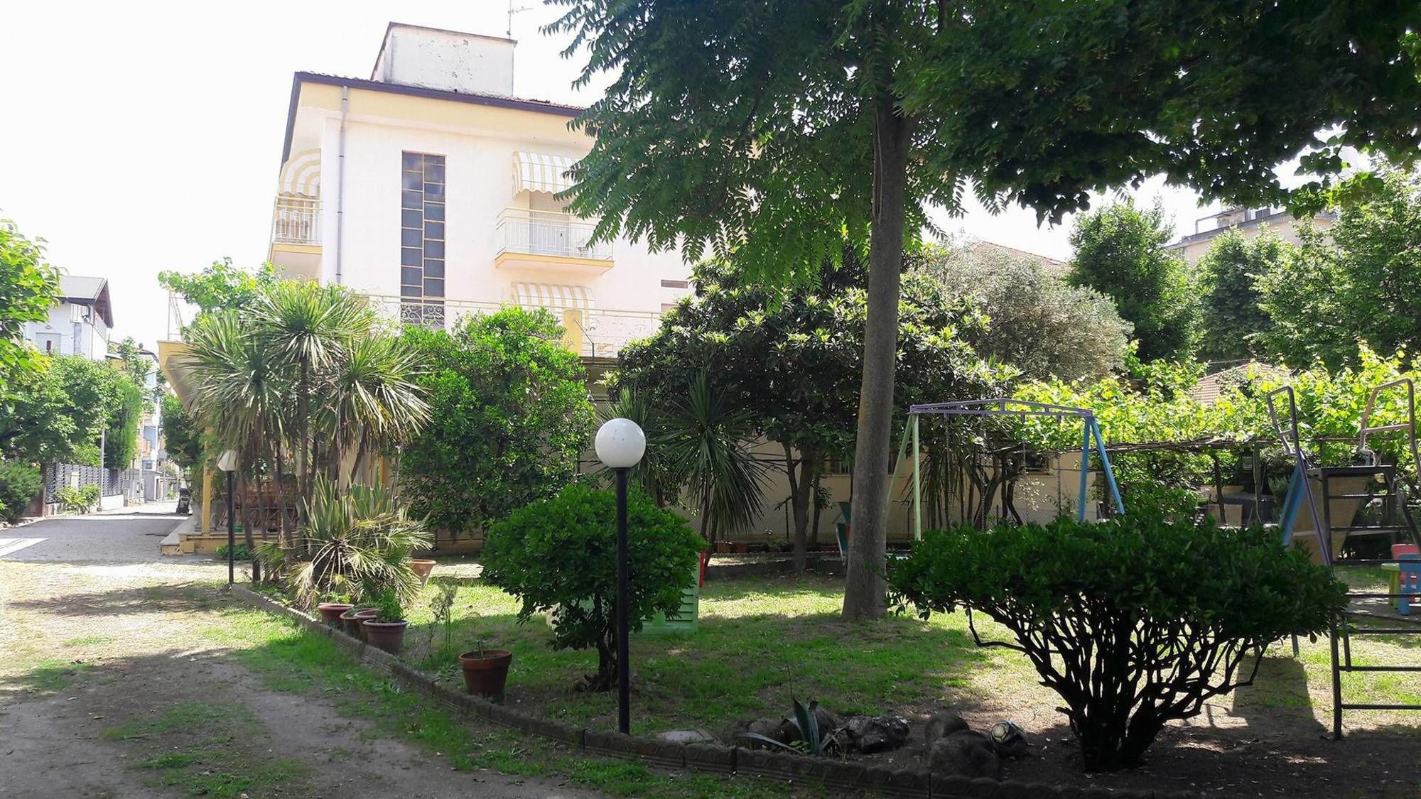 Фото Hotel Perugini