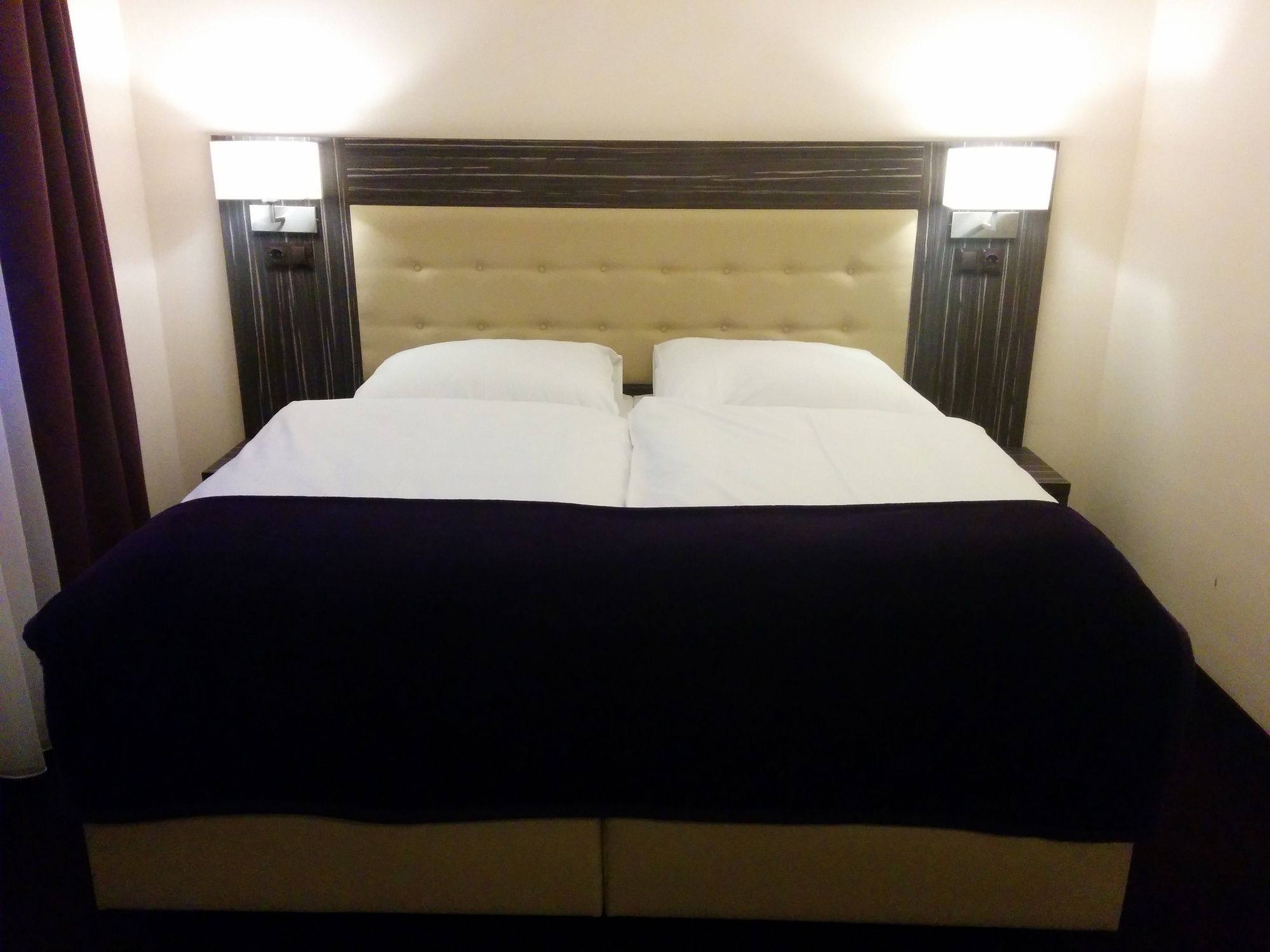 Фото Hotel Famosa