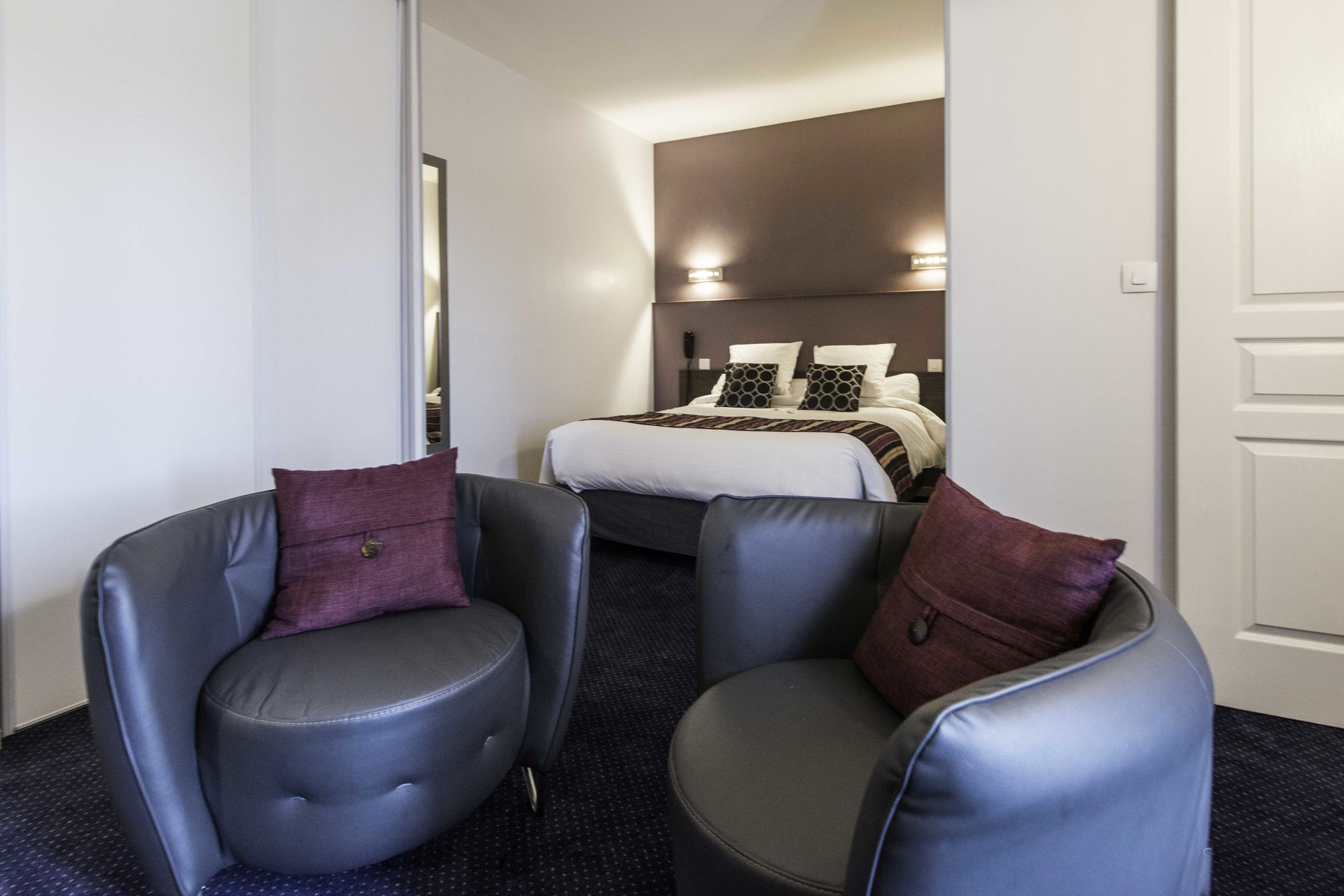 Фото Un Hôtel sur le Port