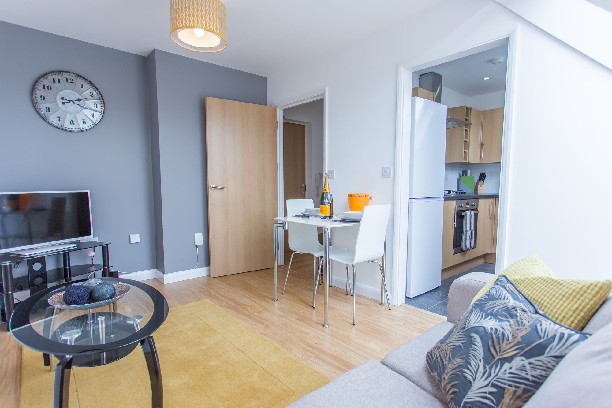 Фото The Rana Apartments