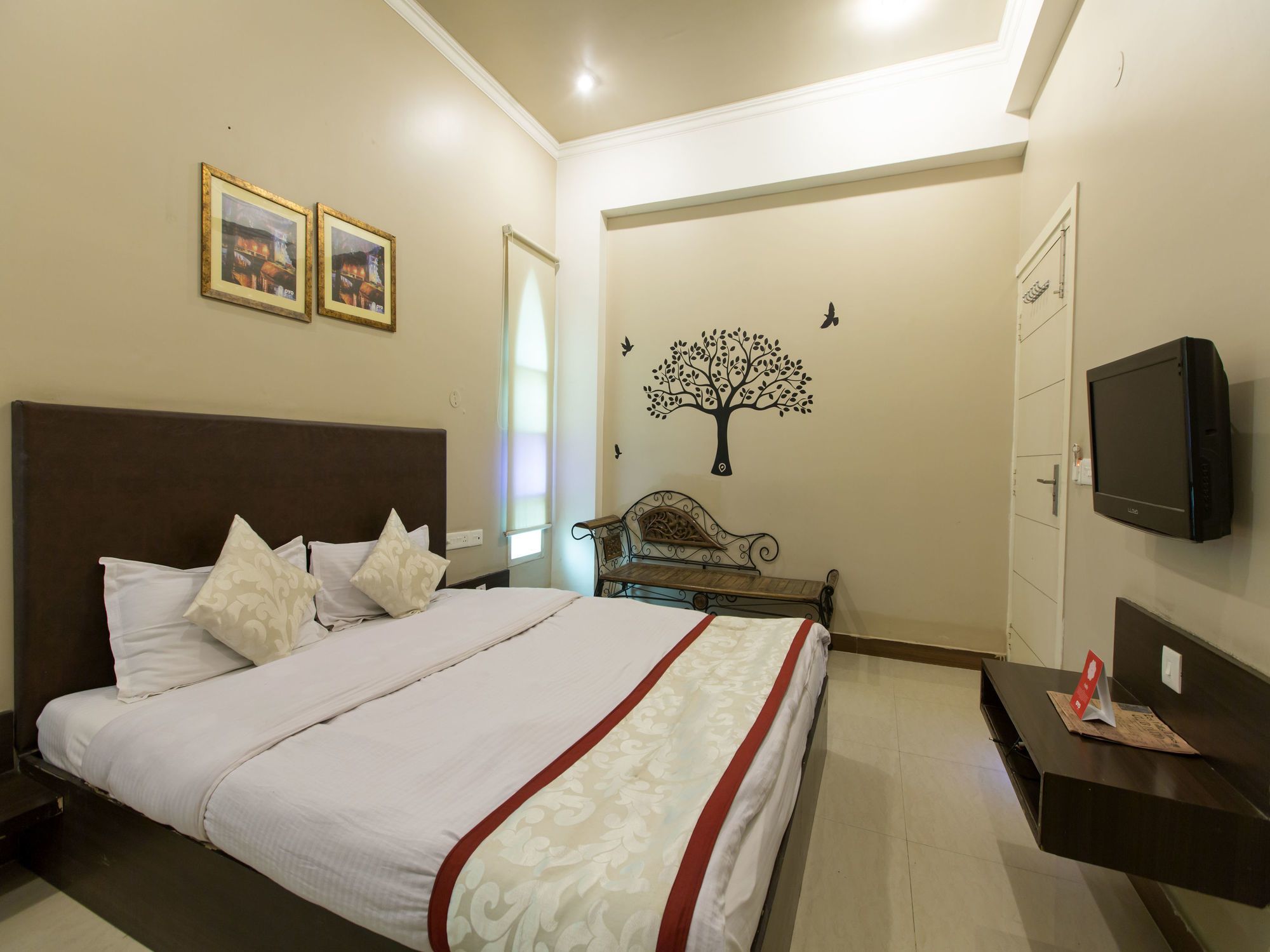 Фото Oyo 364 Hotel Dev Villas