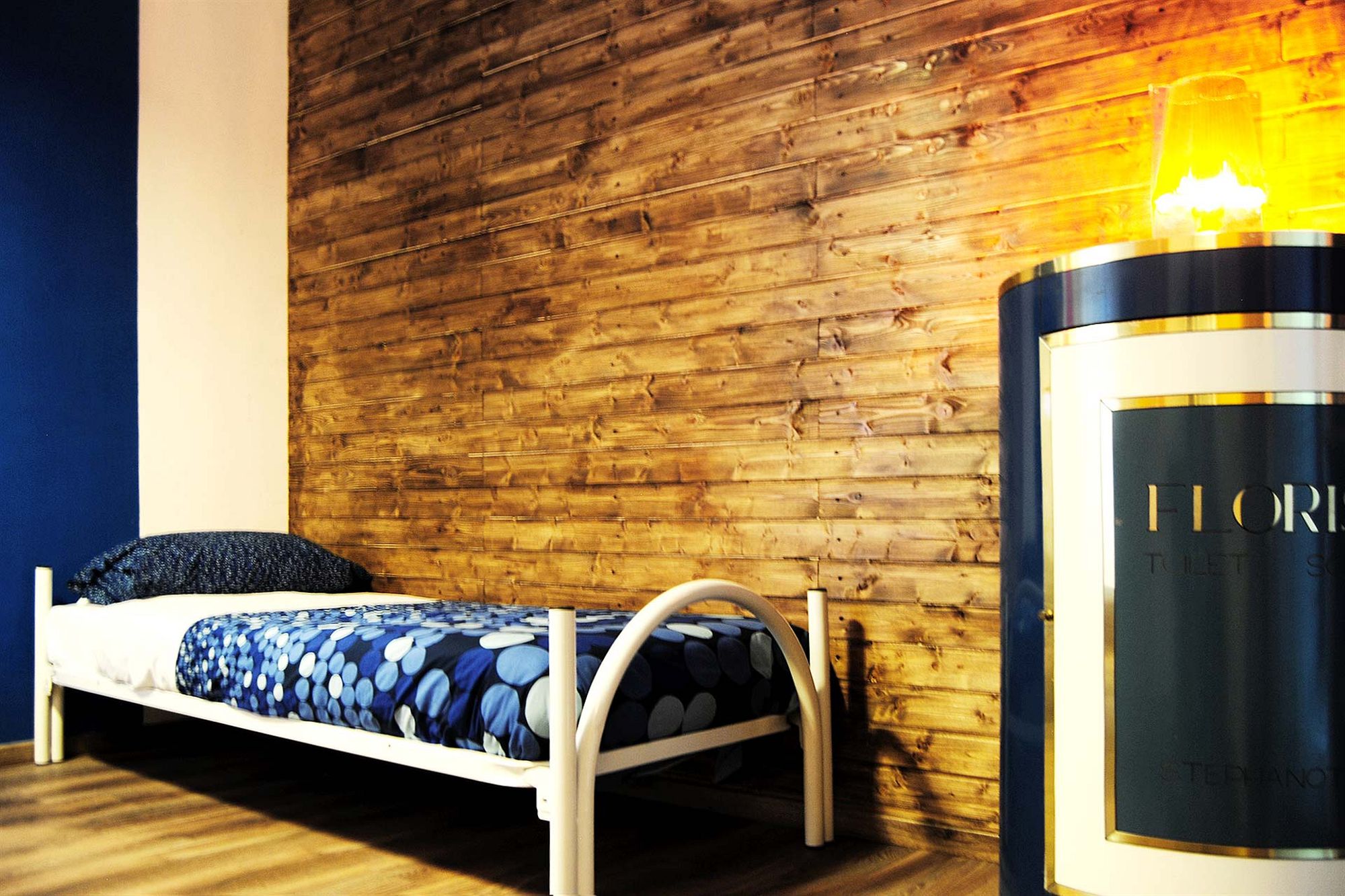 Фото Cineroma Guesthouse