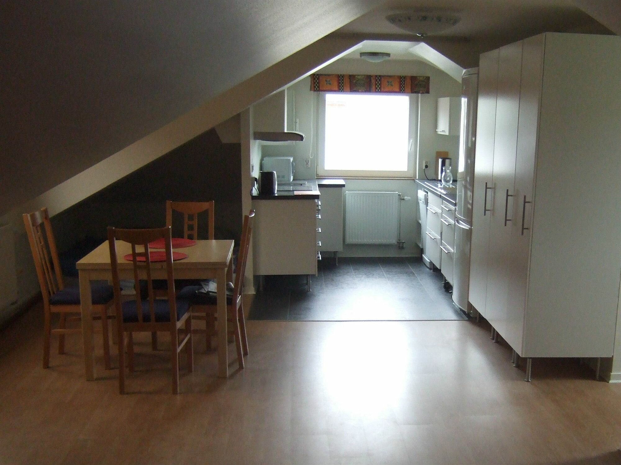 Фото Platypus Penthouse Honeymoon Suite