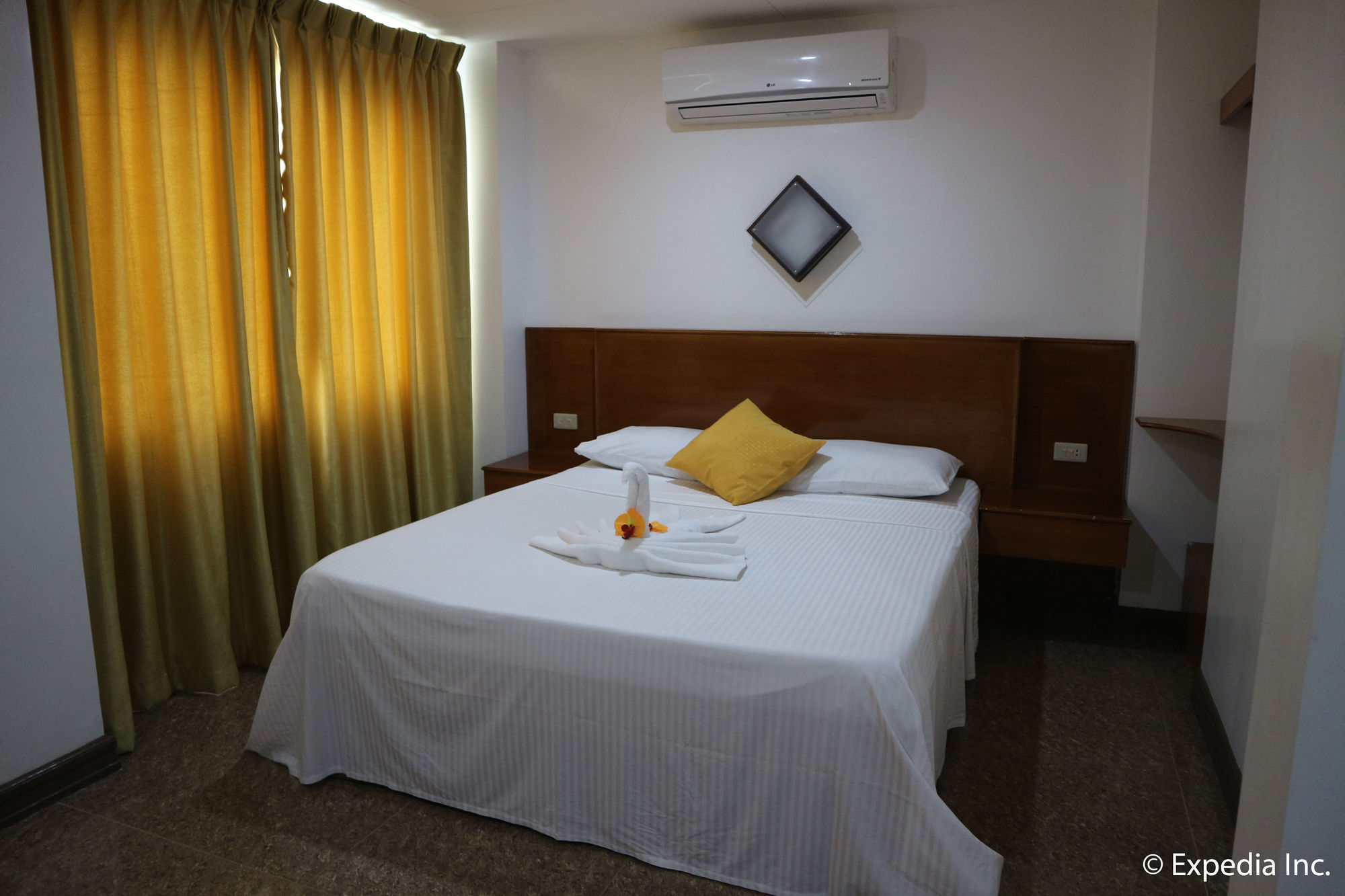 Фото Blue Lotus Hotel