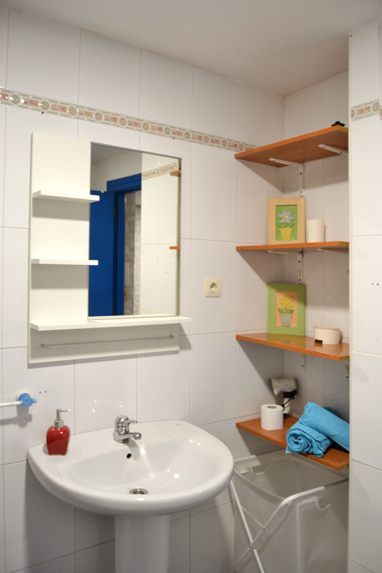 Фото Apartamentos Marques de Guadiaro 1