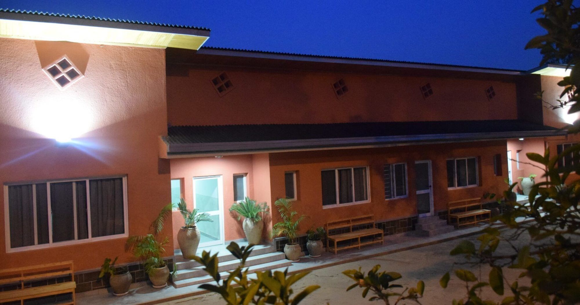 Фото 5 Swiss Hotel