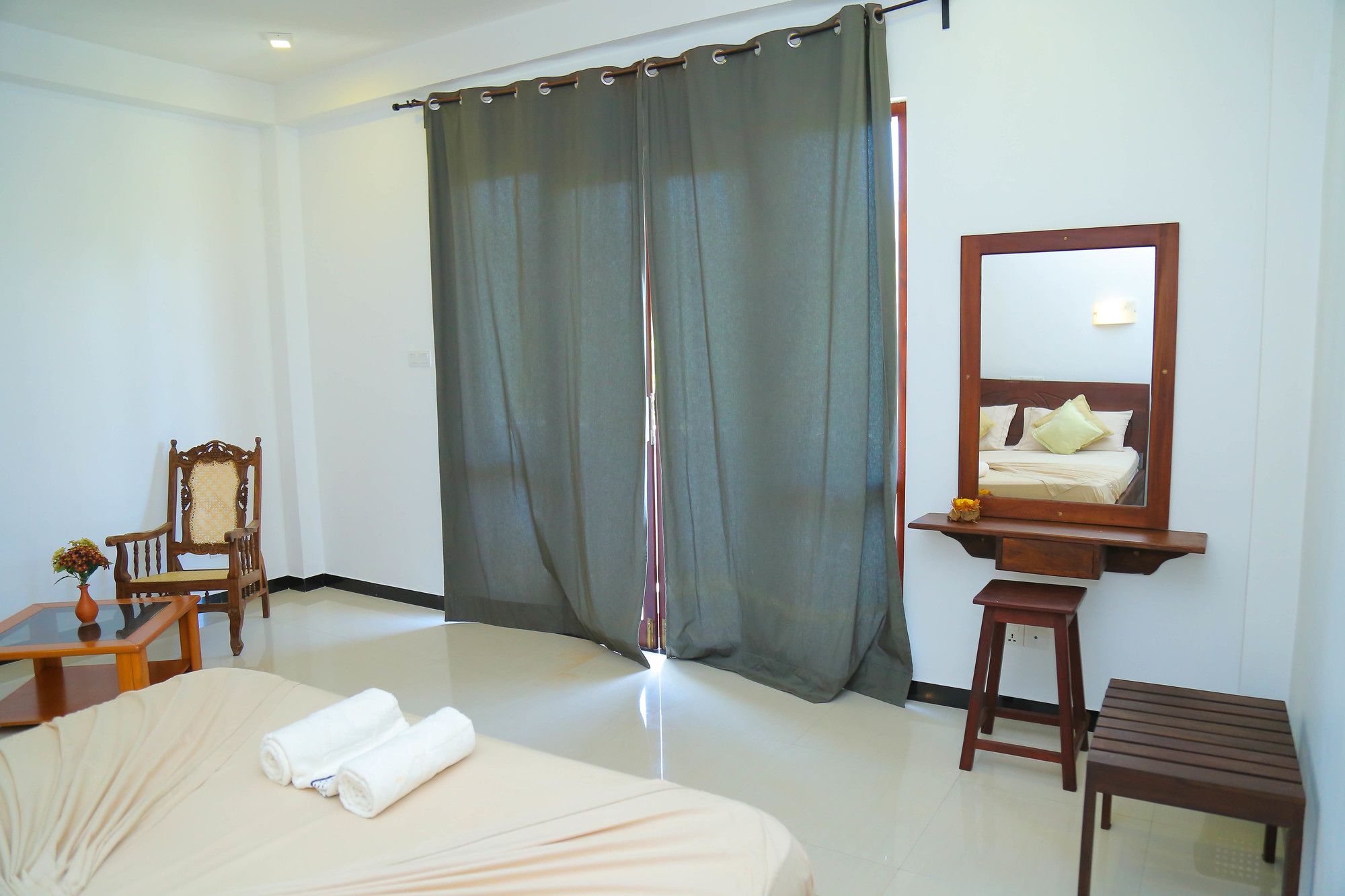 Фото Aurora Hotel & Restaurant