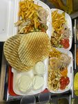 Doner House (Gusarskaya Street, 4к3) ، وجبات سريعة