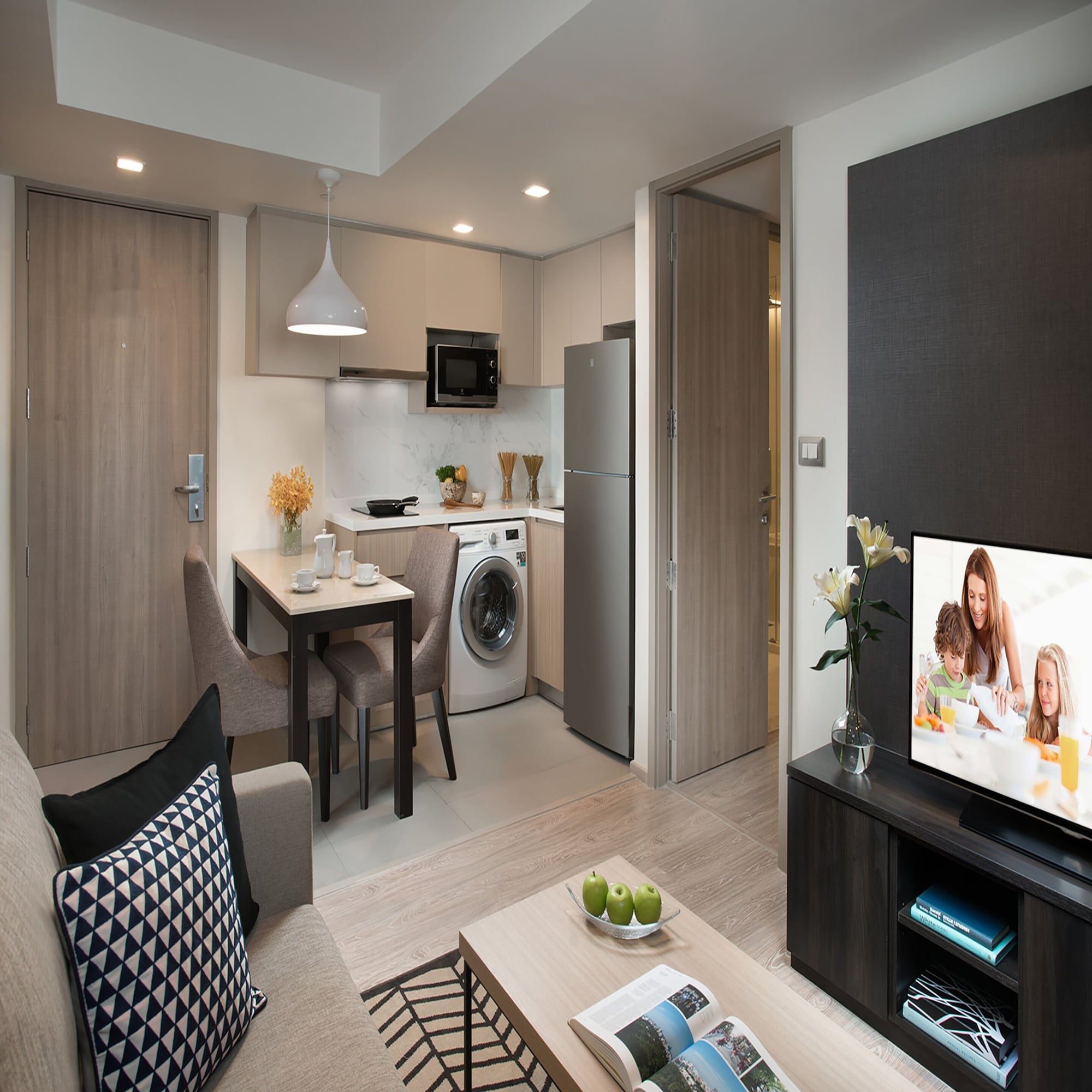 Фото Somerset Ekamai Bangkok