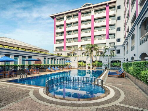 Гостиница Mercure Yangon Kaba Aye в Янгоне