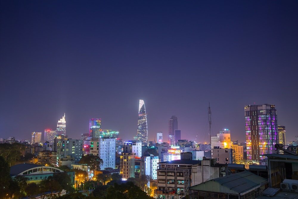 Фото Fusion Suites Sai Gon