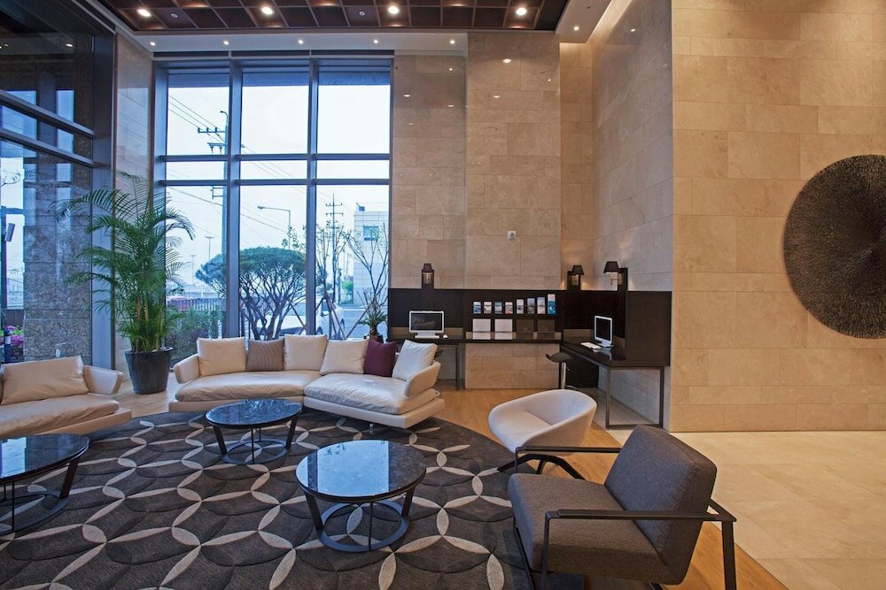 Фото Hotel Lacky Gwangyang