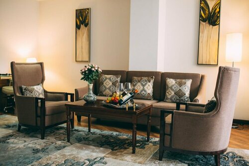 Гостиница Damas International Hotel в Бишкеке