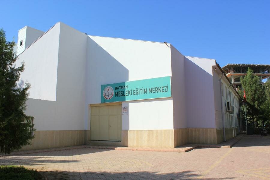 Educational center Batman Mesleki Egitim Merkezi, Batman, photo