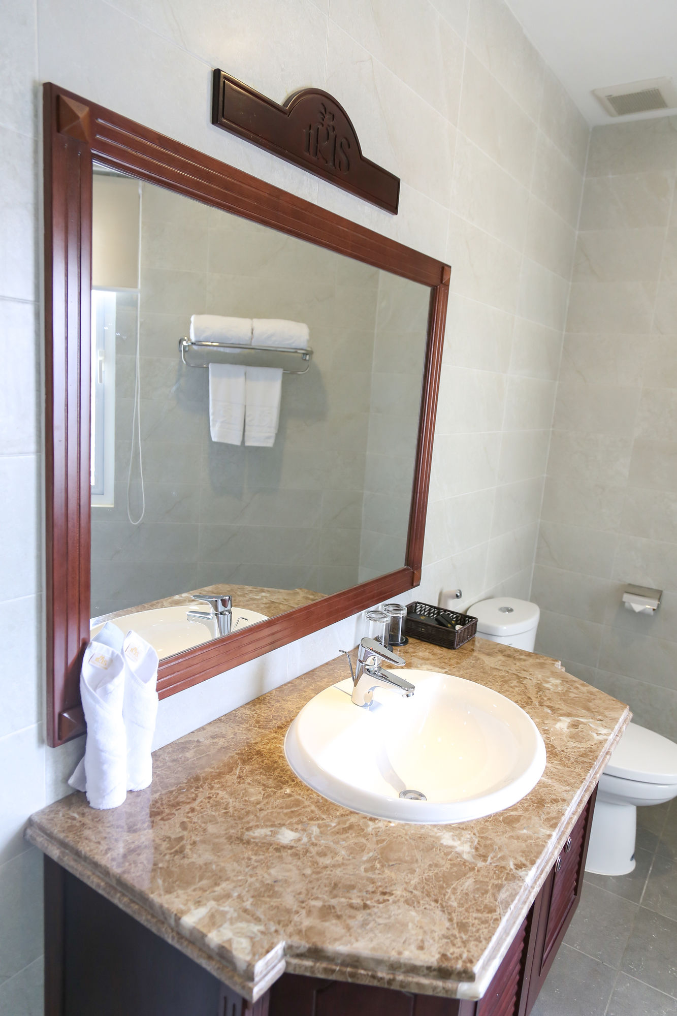 Фото Iris Dalat Hotel