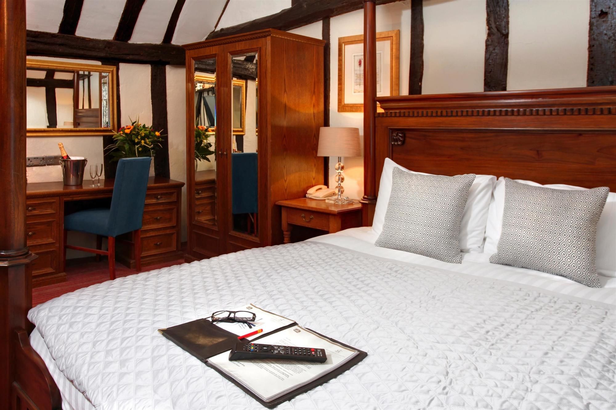 Фото Best Western The Rose & Crown Hotel