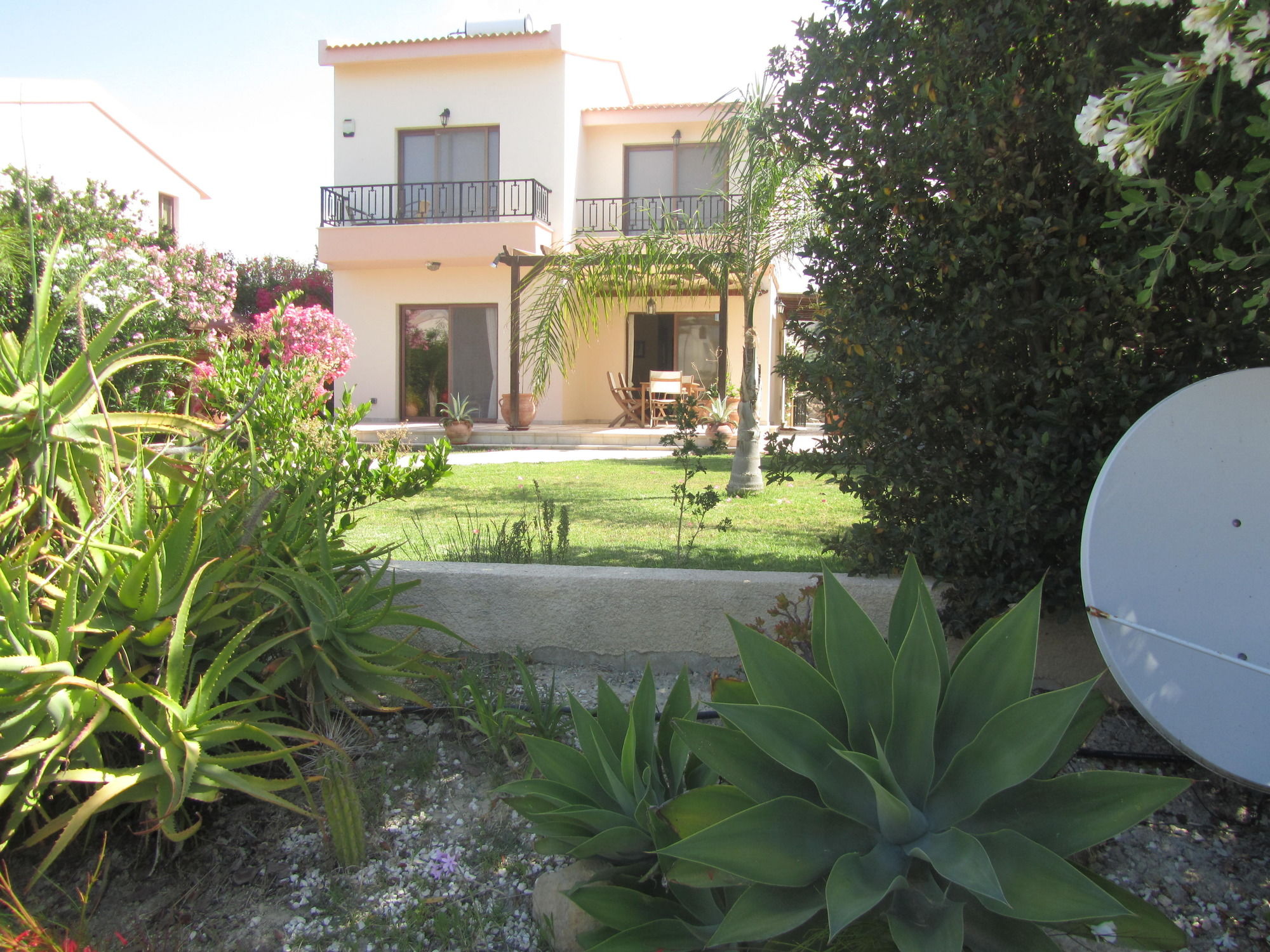 Фото Vineland Holiday Villas