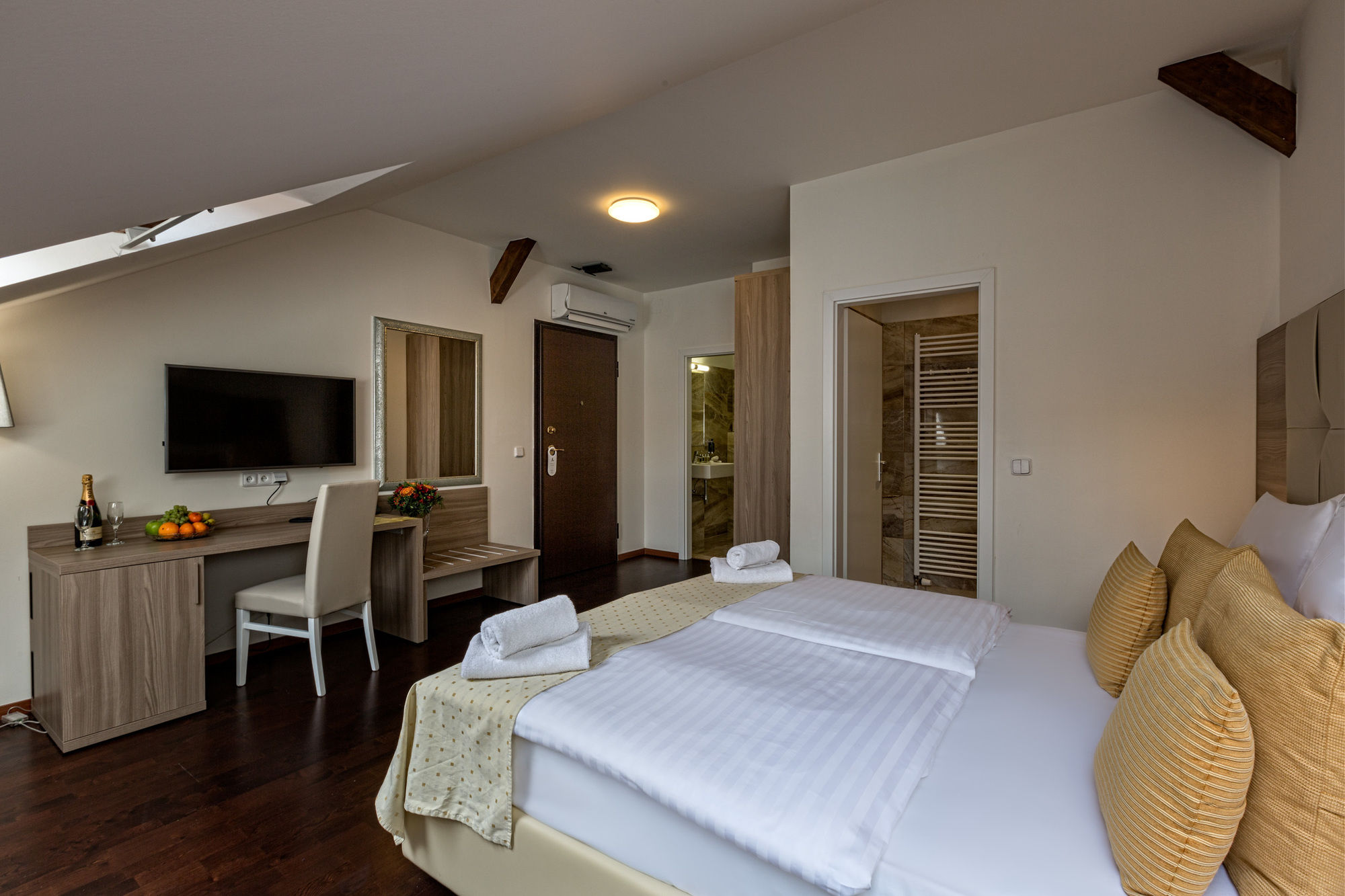 Фото Prague Old Town Residence