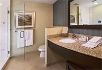 Фото Courtyard by Marriott Denver Central Park