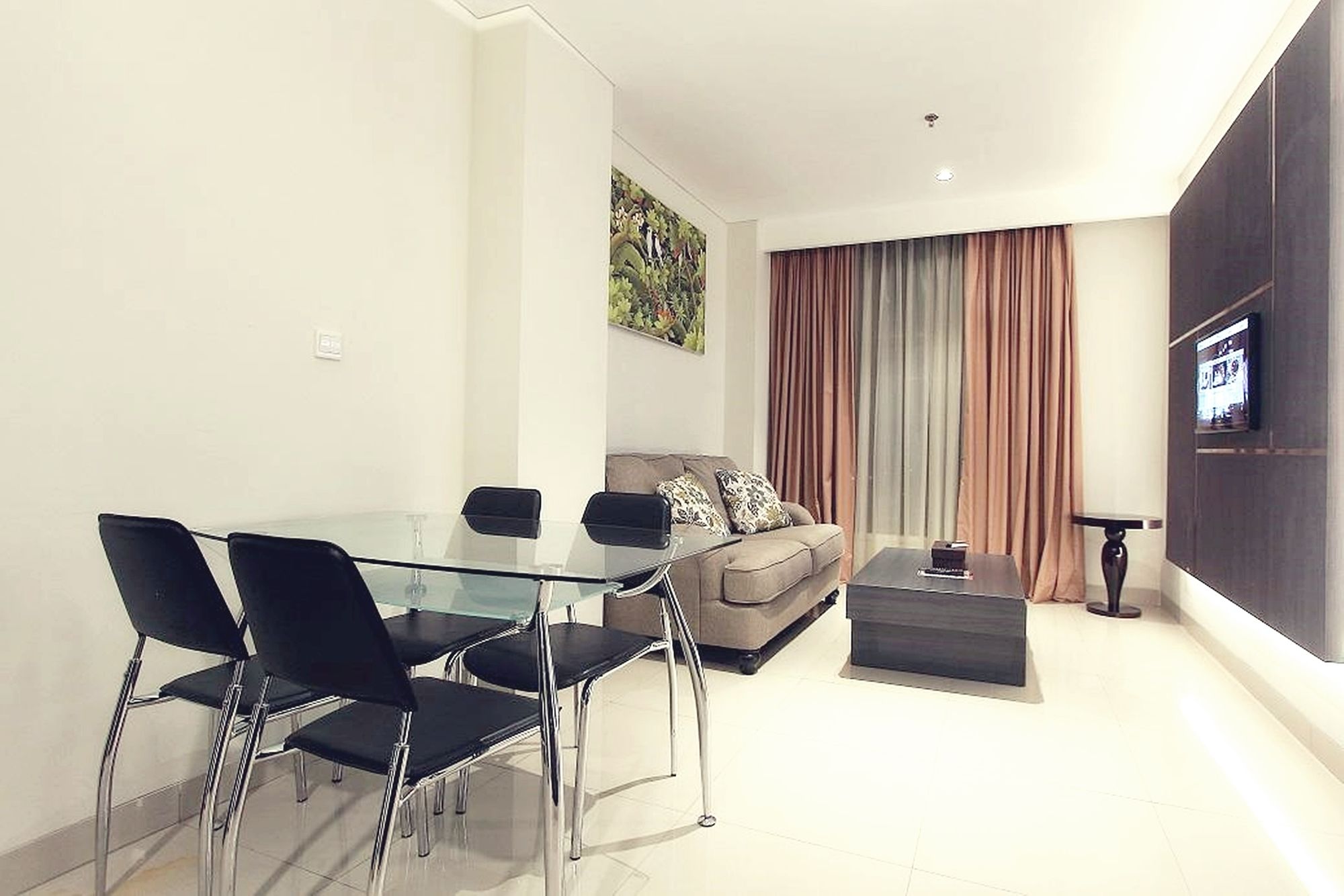 Фото Grandia Hotel