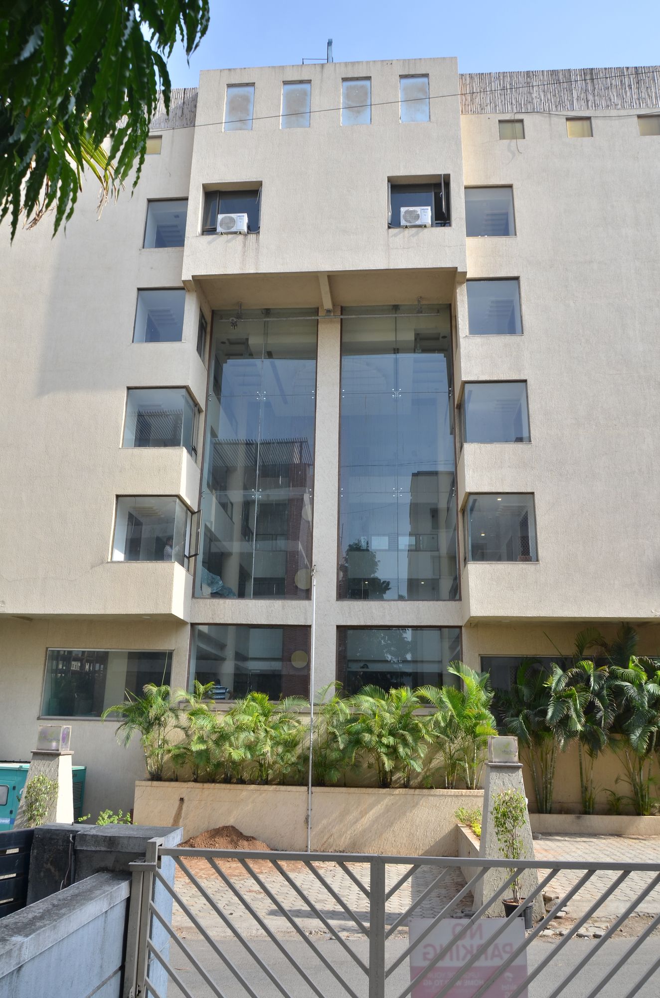 Фото Hotel Ivy Studios