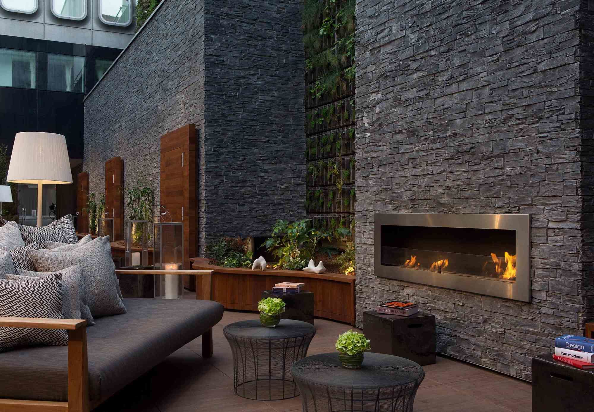 Фото Renaissance Paris Republique Hotel