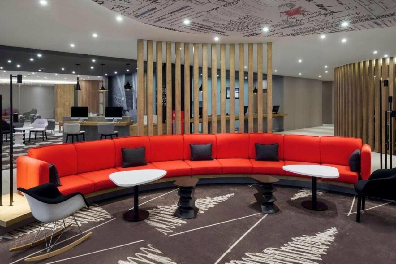 Фото Ibis Jeddah Malik Road