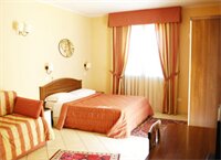 Фото Greta Rooms Hotel