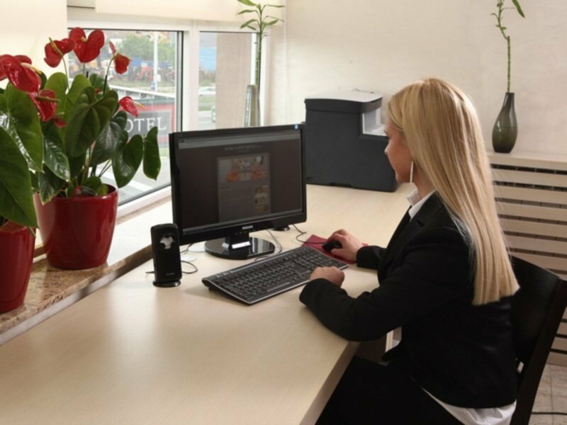 Фото Euro Garni Hotel