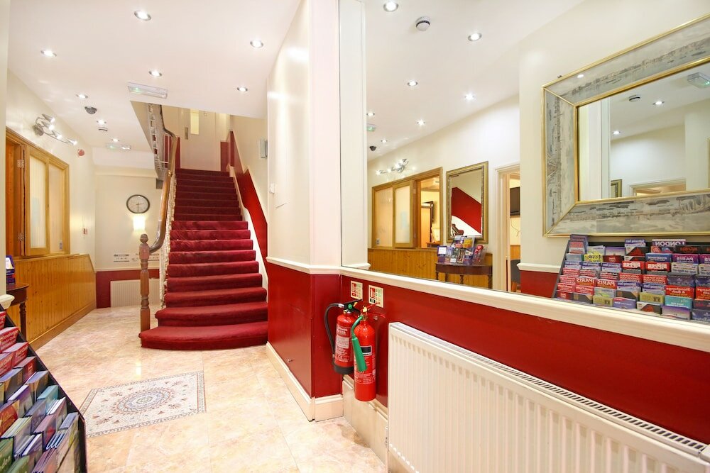 Фото St Mark Hotel