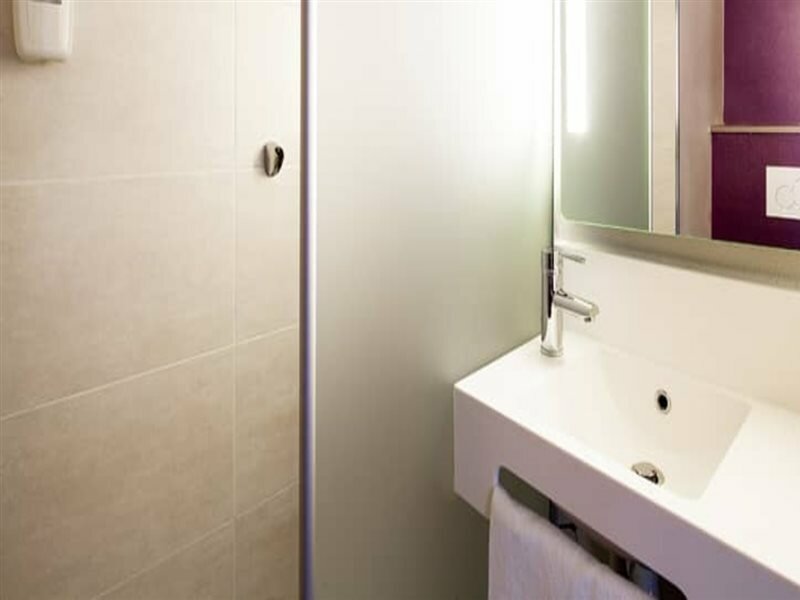 Фото B&b Hotel Paris Romainville Noisy Le Sec