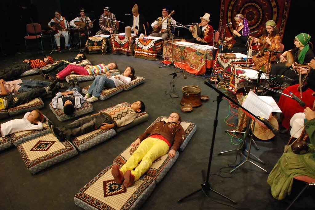 Music store Tumata Turk Musikisini Arastirma ve Tanitma Grubu, Istanbul, photo