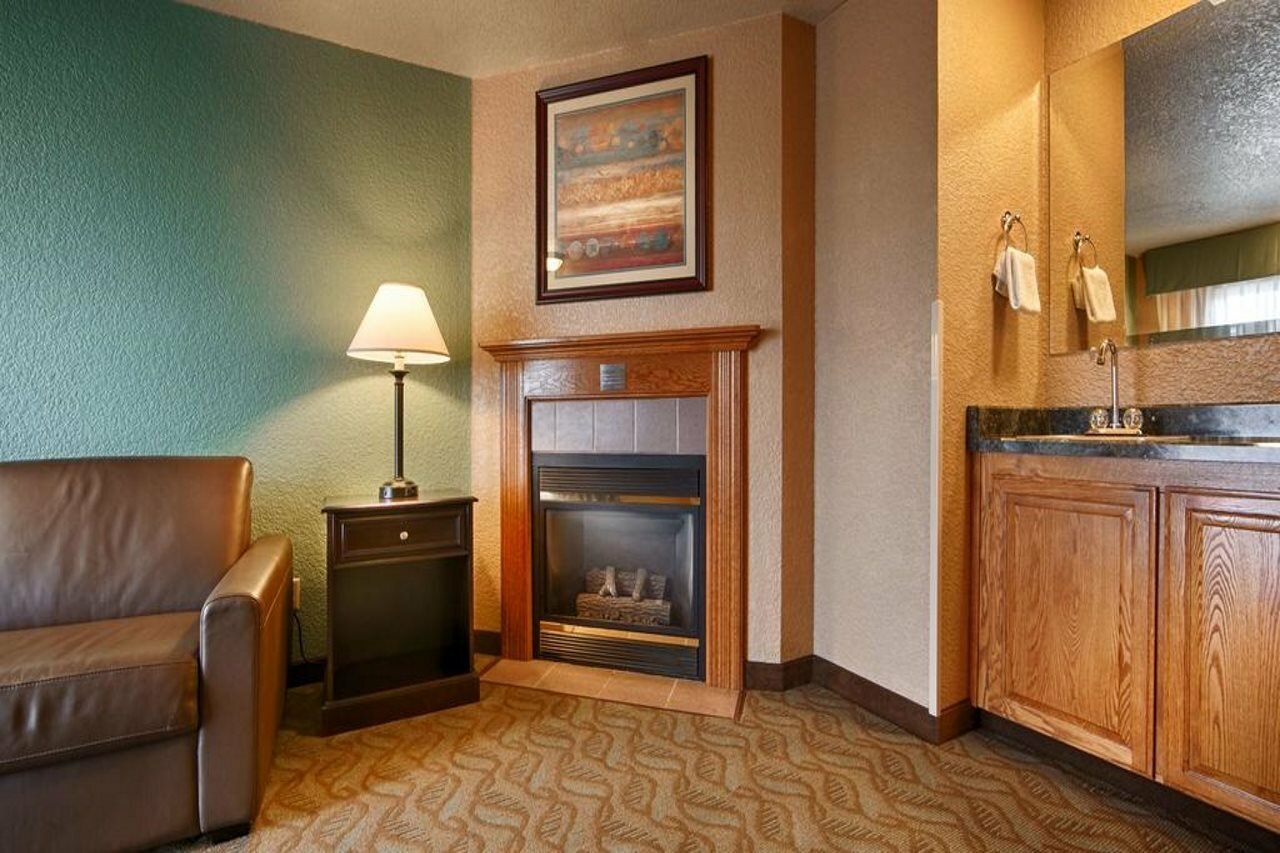 Фото Best Western Plus Bayshore Inn