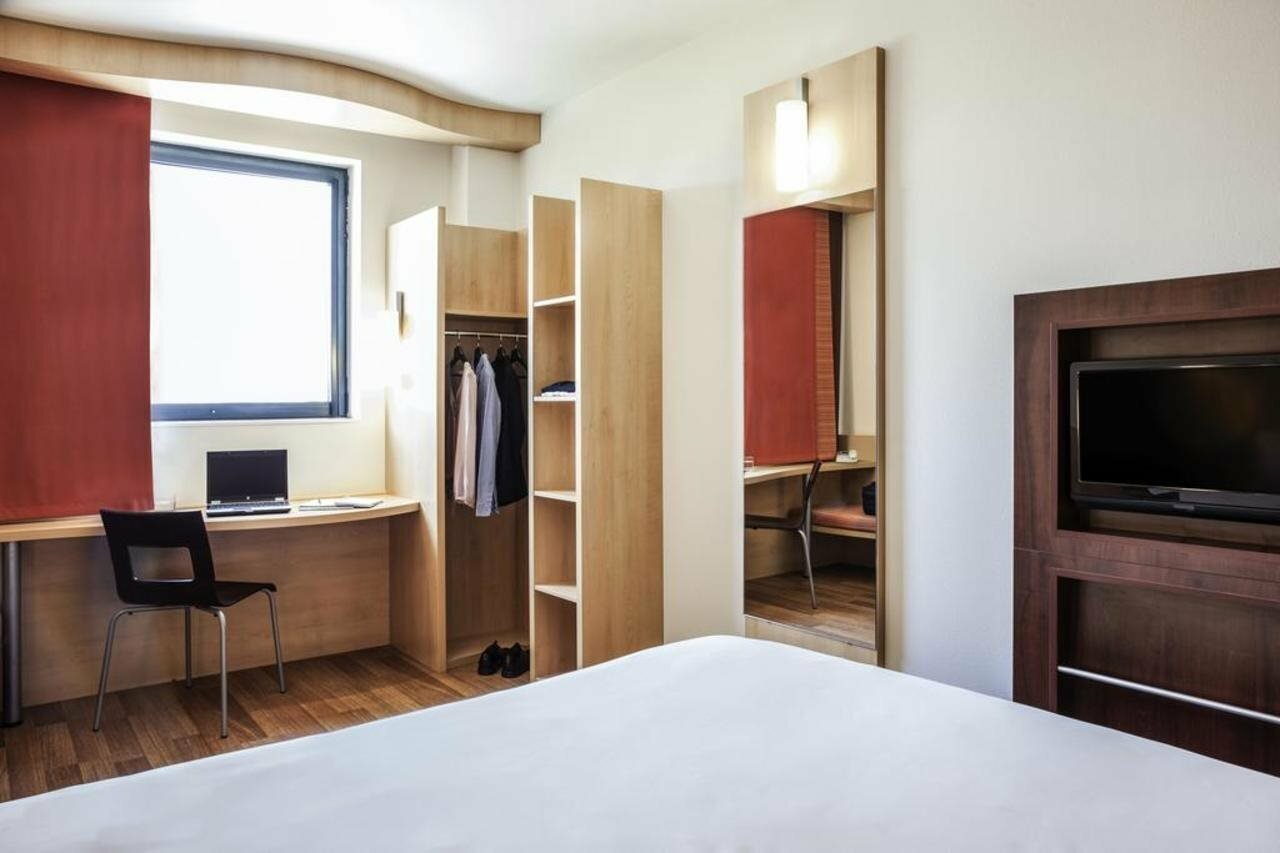 Фото ibis Barcelona Ripollet