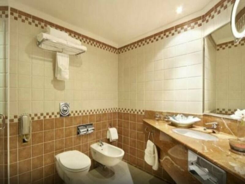 Фото Hanoi Crystal Hotel