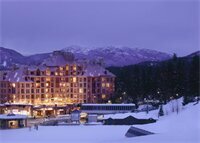 Внешний вид отеля Pan Pacific Whistler Mountainside в Муниципалитете курорте Уистлере, фото 3