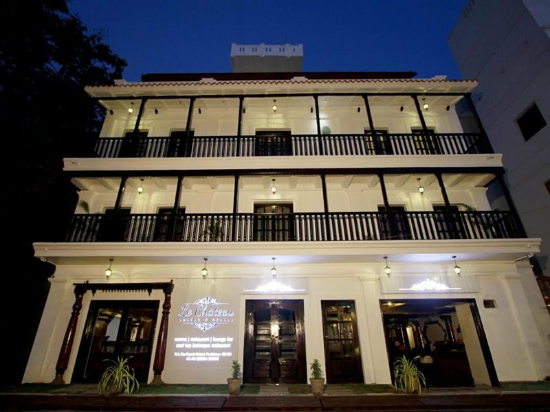 Фото отеля 1