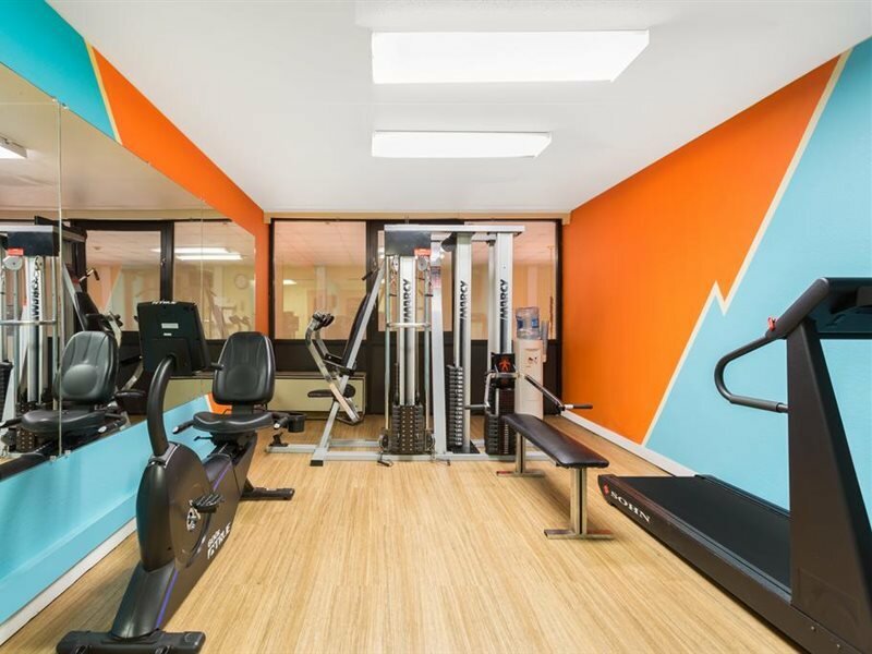 Фото Howard Johnson by Wyndham Williamsburg