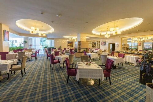 Гостиница Parsian Azadi Hotel в Тегеране