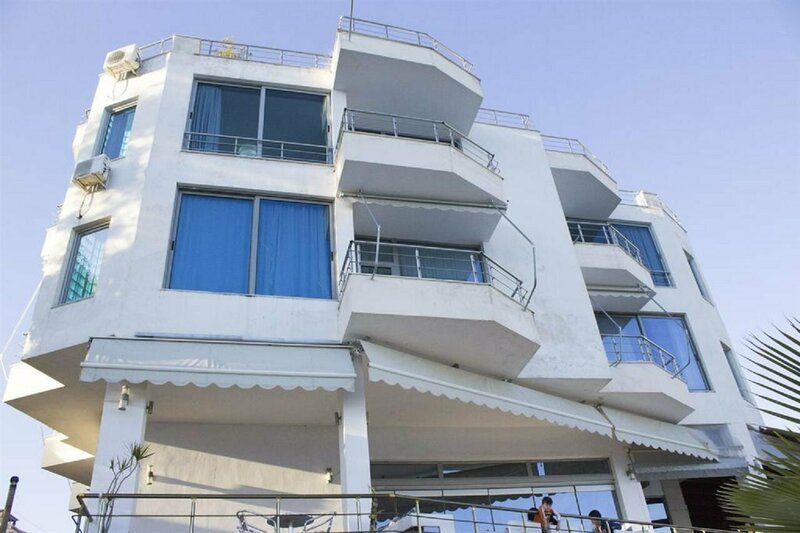 Гостиница Titania Hotel в Саранде
