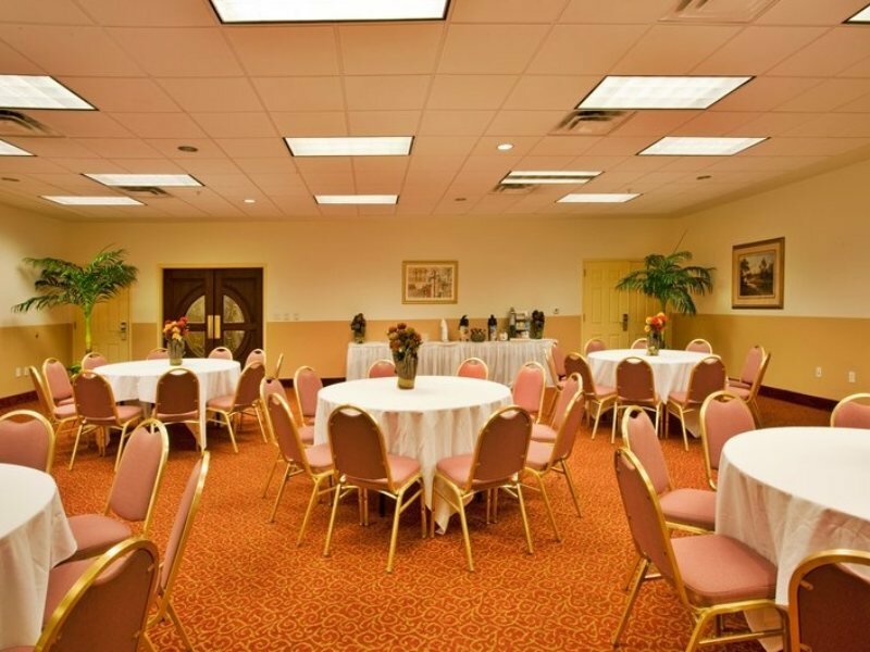 Фото Country Inn & Suites by Radisson, Tampa Rj Stadium