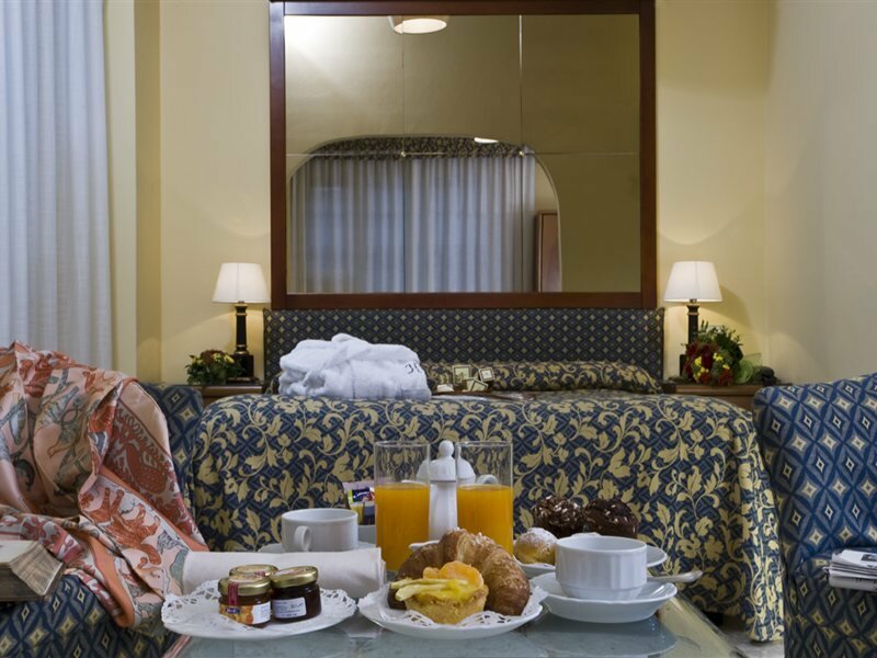 Фото Hotel Savoy