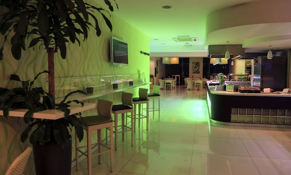 Фото Labranda Rocca Nettuno Suites