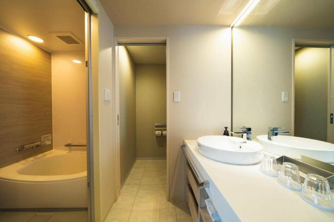 Фото Rembrandt Style Naha