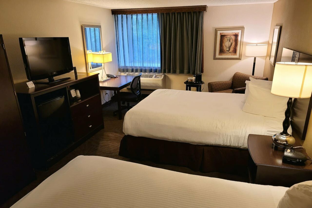 Фото Seville Plaza Hotel, Trademark Collection by Wyndham